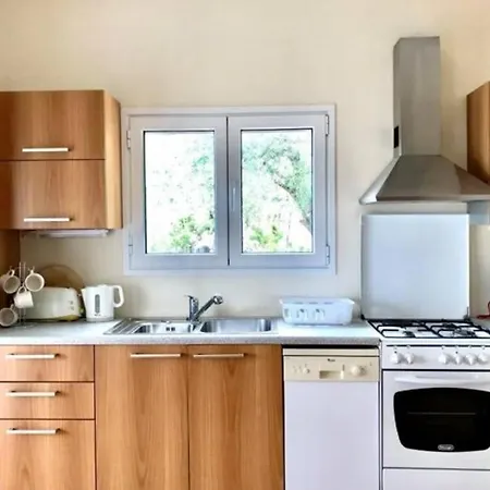 Apartament Elais *