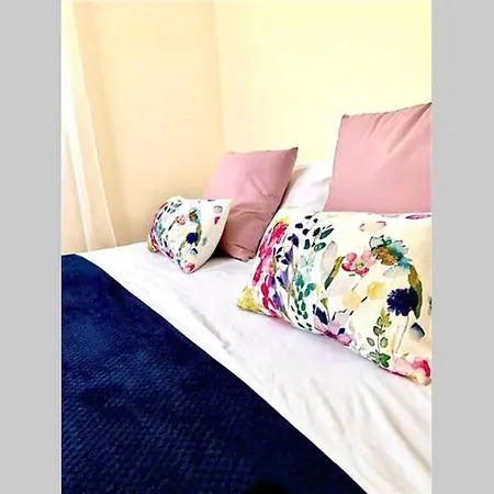 Elais Apartament *